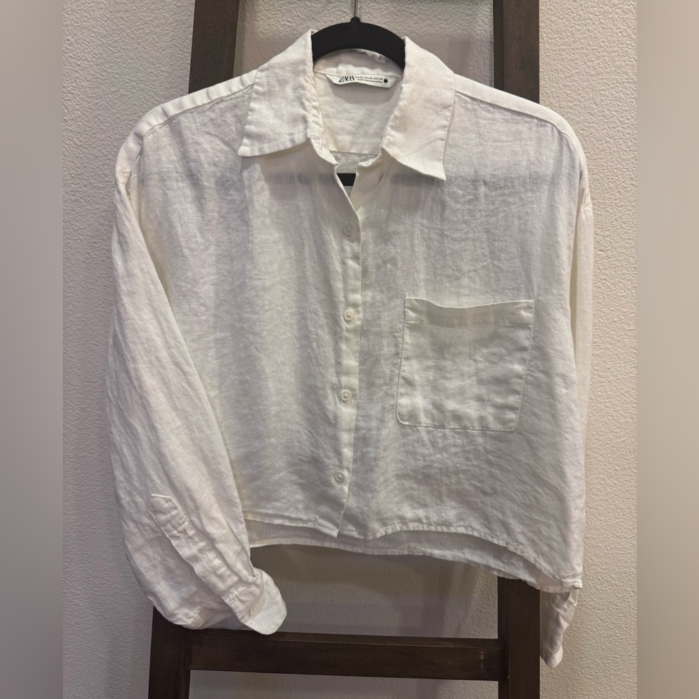 Zara- Linen White Cropped Button Up. XS. Originally $48